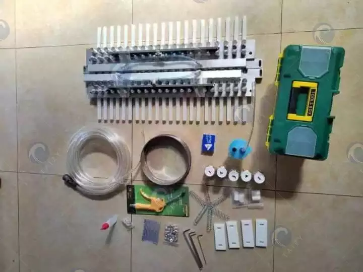 Caja de herramientas para máquina de plántulas de vivero.